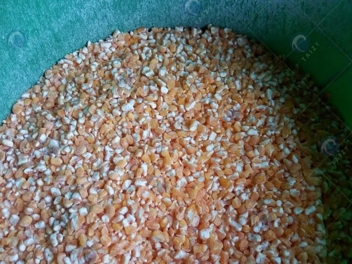 finished products of corn peeling machine