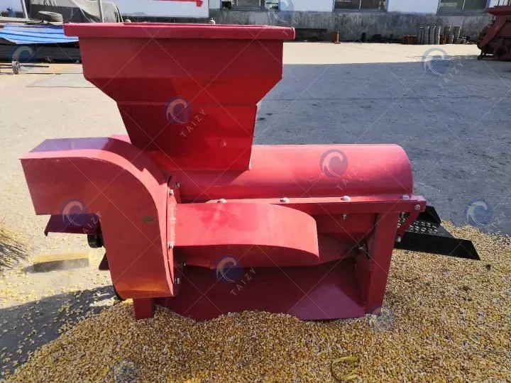 corn threshing machine