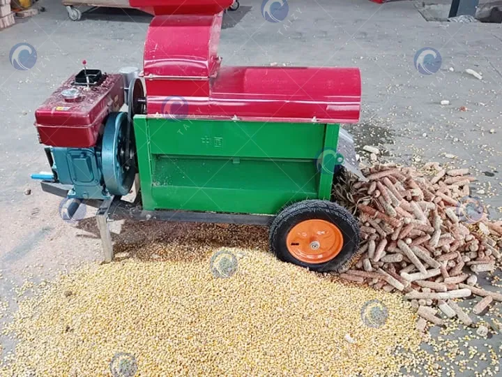 آلة تقشير الذرة
