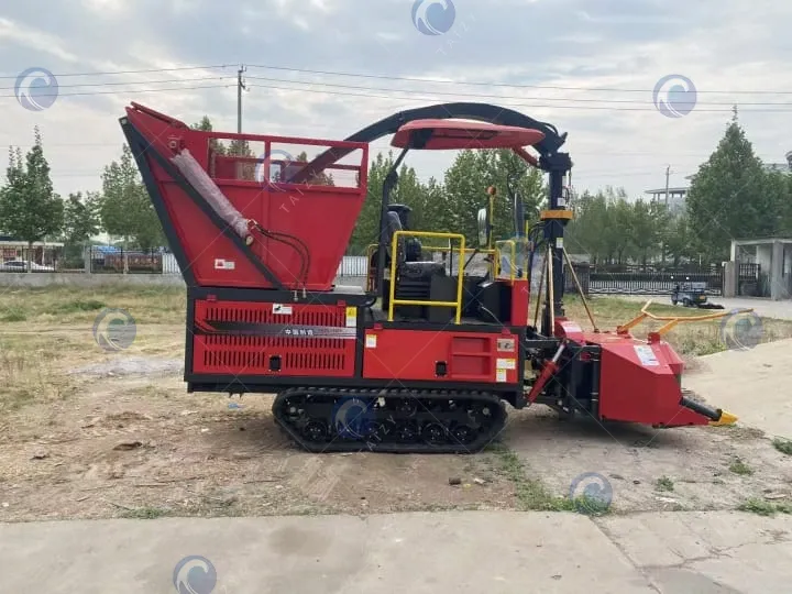 corn silage harvester