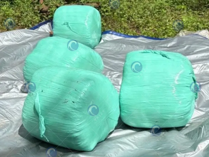 المنتجات النهائية لآلة التشكيل الدائري للعلف المخمر