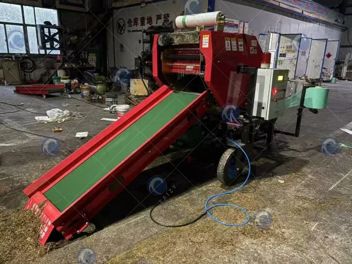 silage baler and wrapper machine