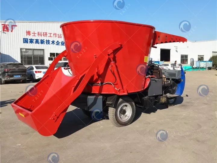 diesel-powered feed spreader machine